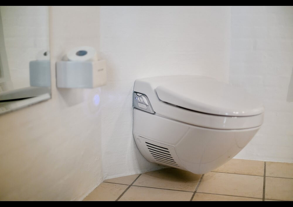 reference billede af luksus toilet udfoert af ole hemmingsens vvs